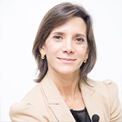 Profa. Dra. Denise Fantoni